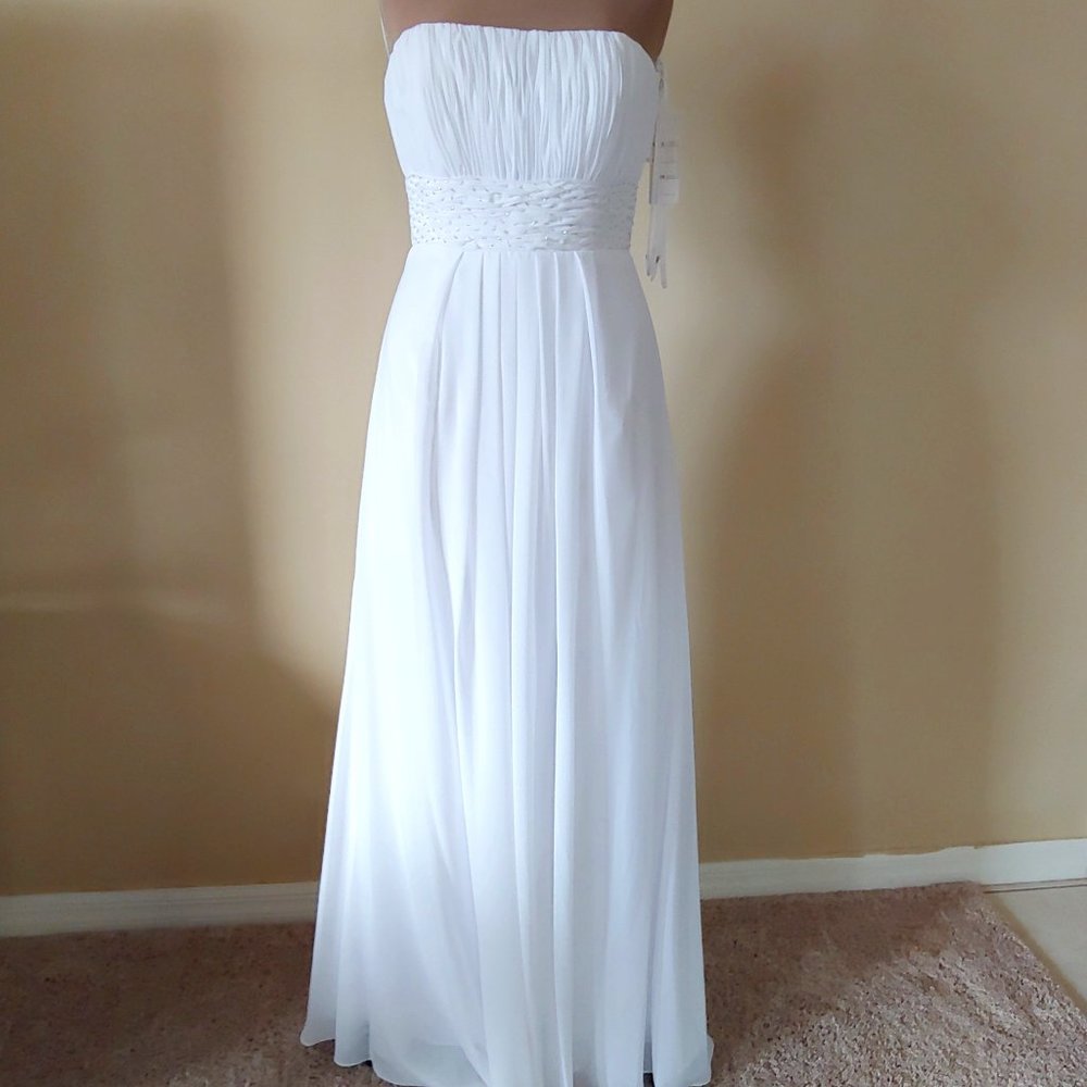 NWT Wow Strapless White Wedding Dress Style#2028